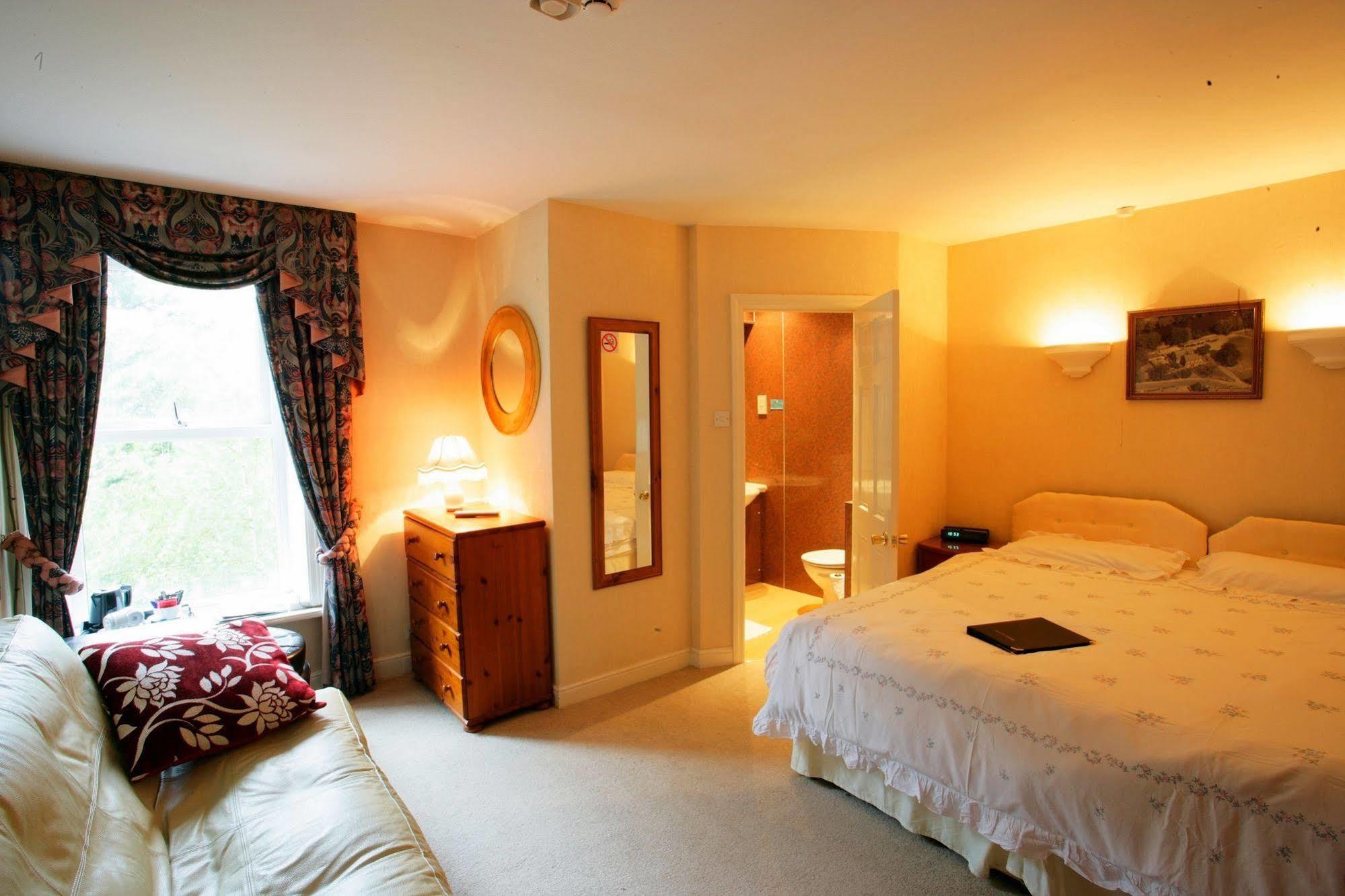 Hotel Riverside